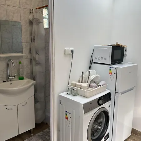 Apartment Rose Apartment With Garden & Free Parking *